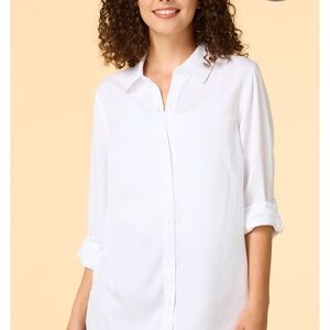 Classic White Women's Button-Up Shirt This Is A Very Nice Top Want To Keep